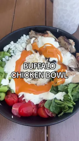 Buffalo chicken lunch bowl recipe idea. #LunchIdeas #LunchBowl #DinnerRecipes #BuffaloChicken #Recipes 