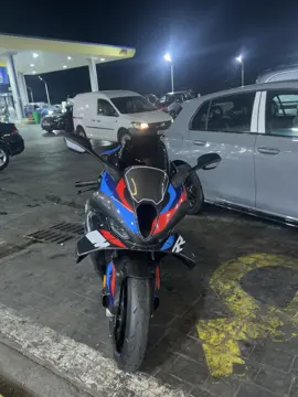 BMW M1000RR 2025 full carbon  #explore 