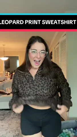 Haven’t owned this print in YEARS! Might bring back 2015 alisa 🤪 #leopardprint #sweatshirt #fallclothes #tiktokshop 