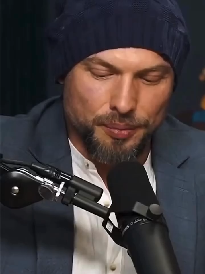 👉Reclamar da sua insdisposição e não ter o sono como prioridade… 👉Reclamar da procratsinação e não criar uma rotina que te traga organização para sua vida… 👉Reclamar da indisciplina e não cultivar bons hábitos… De nada adianta reclamar se você não está disposto a agir a favor da mudaça! #habitos #mudanca #ansiedade #procrastinacao #saude #paulomuzy