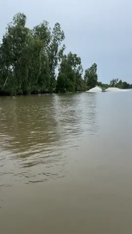 Mấy anh bự chạy hông nhường em út gì hết#68kiengiang #votomcang68 