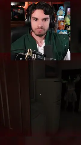 Jumpscared so hard I evaded IRL | Game: Haunted Room 205 #gamer #GamingOnTikTok #twitchpartner #streamer #horrorgaming 