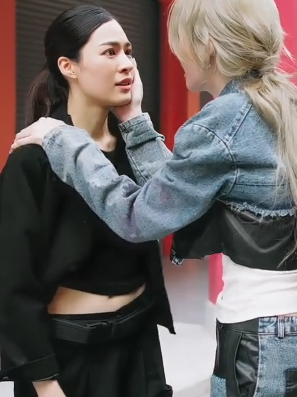 Mírame, Tawan mirame 🗣️ JAJAJAJAJA LES JURO QUE ASI SE SINTIO ESTA ESCENA AJAJAJ #onlyyou #lingorm #linglingkwong #ormkornnaphat #onlyyouseries 