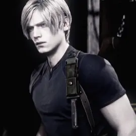 i hope he doesn’t see this 😰 #leonkennedy #eduardbadaluta #residentevil #residentevil4 #re4