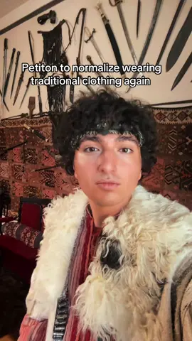 Everyone looks better in cultural clothing ‼️ Prove me wrong 🇦🇲 #Armenian #culture #traditionalclothing #middleeastern #diversity 