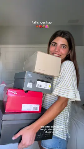 some shoes that i’ve picked up recently for fall!! pls pay no attention to the string hanging out of my shirt #fyp #fallshoes #fallfashion #creatorsearchinsights 