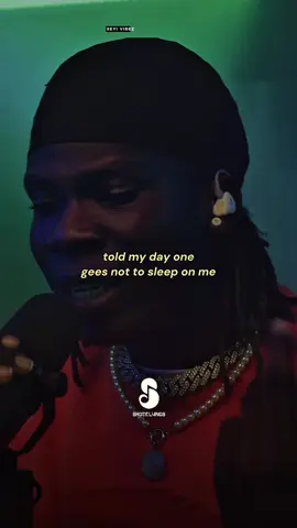 Seyi Vibez - BIG VIBE (Lyrics) #liveperformance #seyivibez #bigvibe #seyi #treanding #lyricsvideo #goviral 