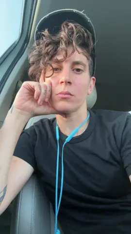 Life has a funny way of showing up…  #wlw #lesbiansoftiktok #wuhluhwuh 