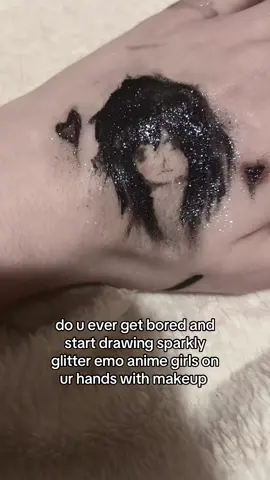 #emo  idk what im doing but my hands are glittery i wisj i was covered in glitter 