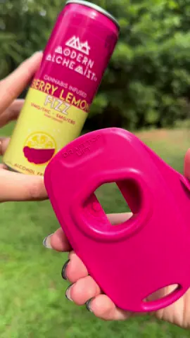 Look, we match 💞  One of our favorite ways to enjoy a Modern Alchemist Fizz is topless. Whether you’re enjoying a Berry Lemon, Cherry Lime, or Mango Yuzu, there is a Draft Top Lift to match. No matter the dosage or flavor, treat yourself to the topless experience for better flavor and more joy ✨ #DraftTop #NonAlcoholic #CanOpener #DrinkIdeas #ASMR