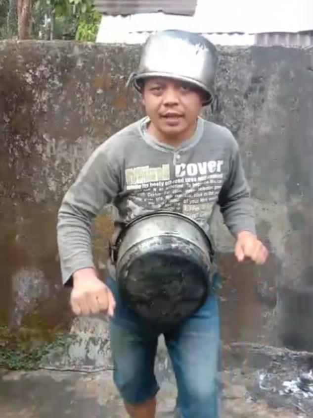 joget 😂 #fyprell  #fypvirall  #hiburan @sorotan Semua orang 