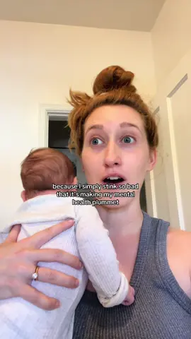 the ultimate showering mom hack with a newborn 🚿👶🏼🙌🏻 #momhack #newbornlife #newbornmom #babybjorn #momlifebelike 