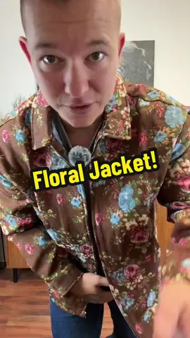 Floral Jacket! #FloralFit #MensFashionJacket #StreetwearStatement #CasualLayering #UniqueStyle 