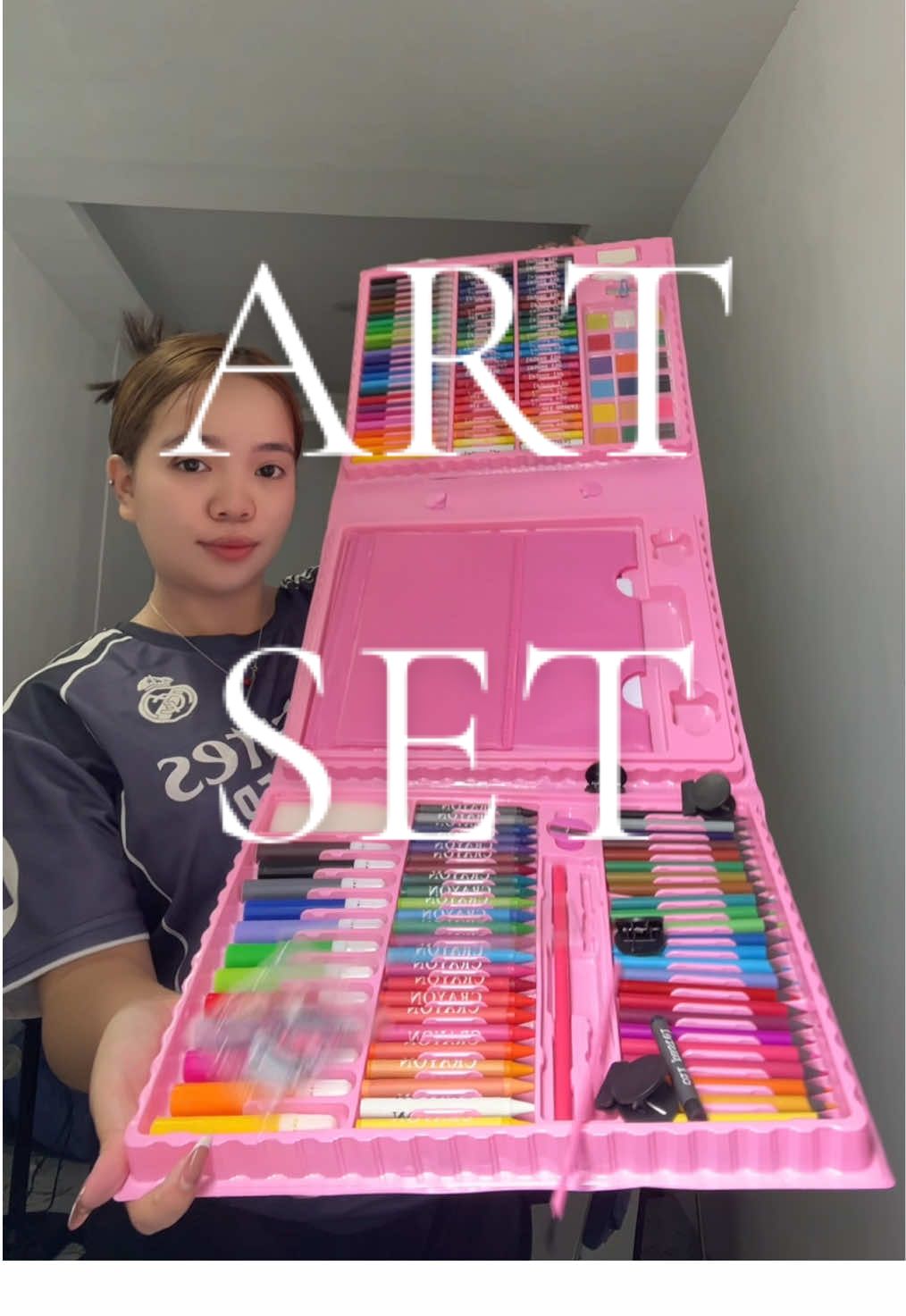 perfect pang gift #artcoloringset #supermegaartset208pcs #drawingset #childrengift #paintingset #affordable 