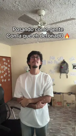 Posando como gente con la que eh…🔥 referencia: Vis_prime #humor #garydog #paratii 