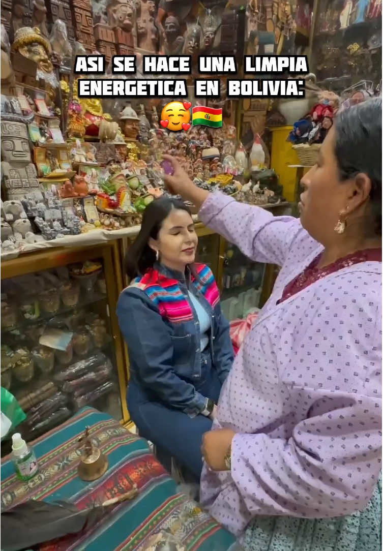 Así se hace una Limpia energética en Bolivia ❤️‍🩹🇧🇴 #limpiaenergetica #bolivia #mercadodelasbrujas #curisosidades 
