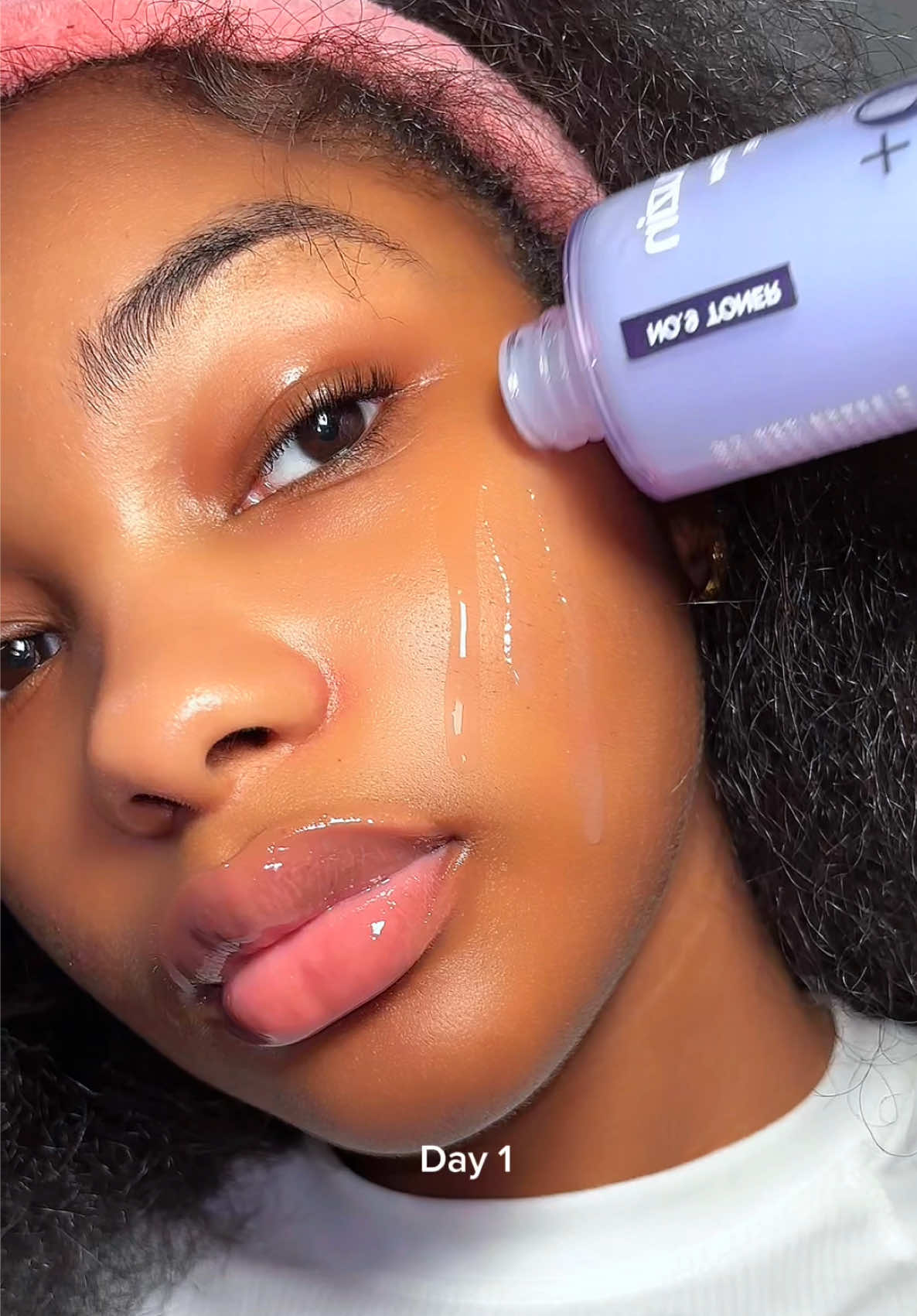 I have K-glass skin now bc of the numbuzin NAD+ No.9 Glow Set 💜😍 AD @numbuzin #numbuzin #numbuzinaffiliate #no9nadglowset #no9glowtoner #no9essence 