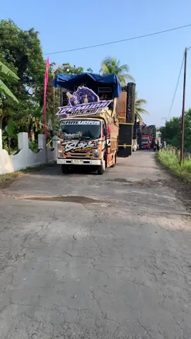 Kediri vibes Malang raya🤟#brumbungcarnival #soundsistemkediri 