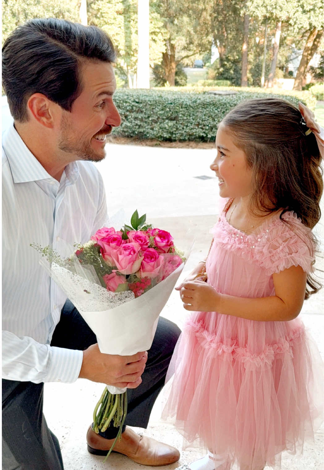 Her first ever date❤️ Her daddy had to make it perfect! #daddydaughter #daddydaughterdate #firstdate #daughter 