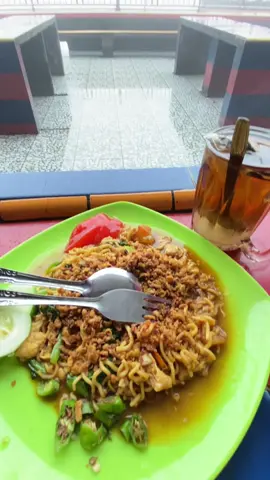 #berastagi #berastagikaro #penatapanberastagi #penatapanbarcelona #barcelona #penatapan #musimhujan #wisataberastagi #makanmie #makananviral #MakanLokal #makanmakantiktok #ihtisyamfadhilazahra #ihtisyamfadhila #gagaldiet 