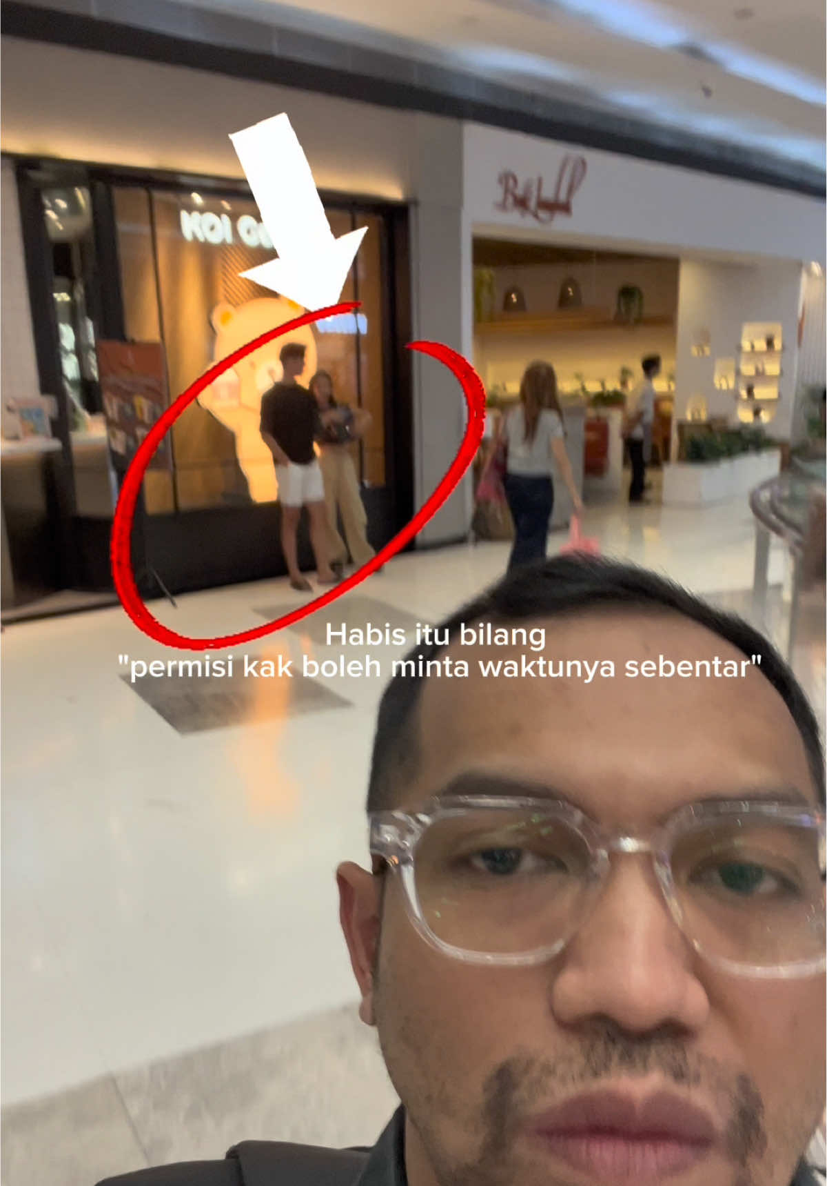 Pernah ngalamin gak di Lippo Mall Puri ada yg minta-minta berkedok donasi? Modusnya jual voucher buat charity #lippomallpuri 