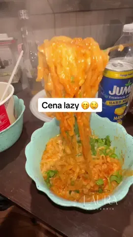 Lazy dinner for my husband 🤭😋 #dinner #cookingformyhusband #marriedlife #ramen #cookingwithlove #ramennoodles #lazydinner #fastdinner #DinnerIdeas #lazyday #food #cookingformyhusband #husbandwife #maruchan #noodles #frituras #fy #viralvideo #diinertime #cena #lonche #storytime #lunchideas #lunchformyhusband #fypage #creatorsearchinsights #insight #trendingvideo #Foodie #mukbang #eating #fy #friday #fridaynightlights 