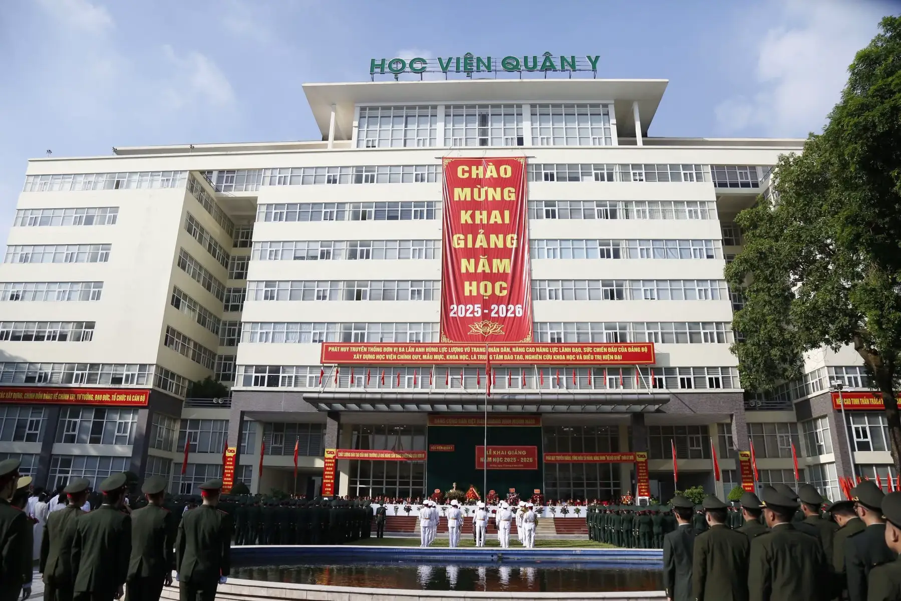 @Chàng lính 2 màu áo @Hoàng Kha #xh #hocycogivui👩🏻‍⚕️💙 #bodoi 