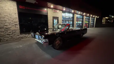 SHE BAD 😍 #BMS #lincoln #continental #1965 #BMSOLDSCHOOL 