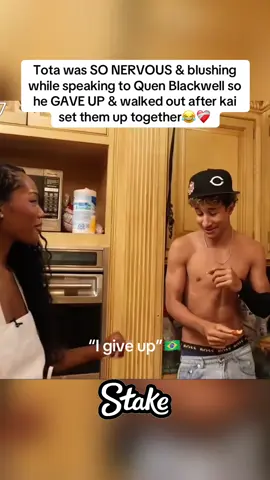 Tota just walked out on Quen Blackwell while blushing after kao set them up together😭#kaicenat #tota #quenblackwell #mafiathon3 #fyp