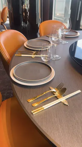 A wood-fired duck oven, live seafood tanks and four 3D sculpted dragon columns are the highlights of SkyCity Adelaide’s spectacular new restaurant 🤤 #firstlook #adelaide #southaustralia #newrestaurant #chineserestaurant #fyp #Foodie