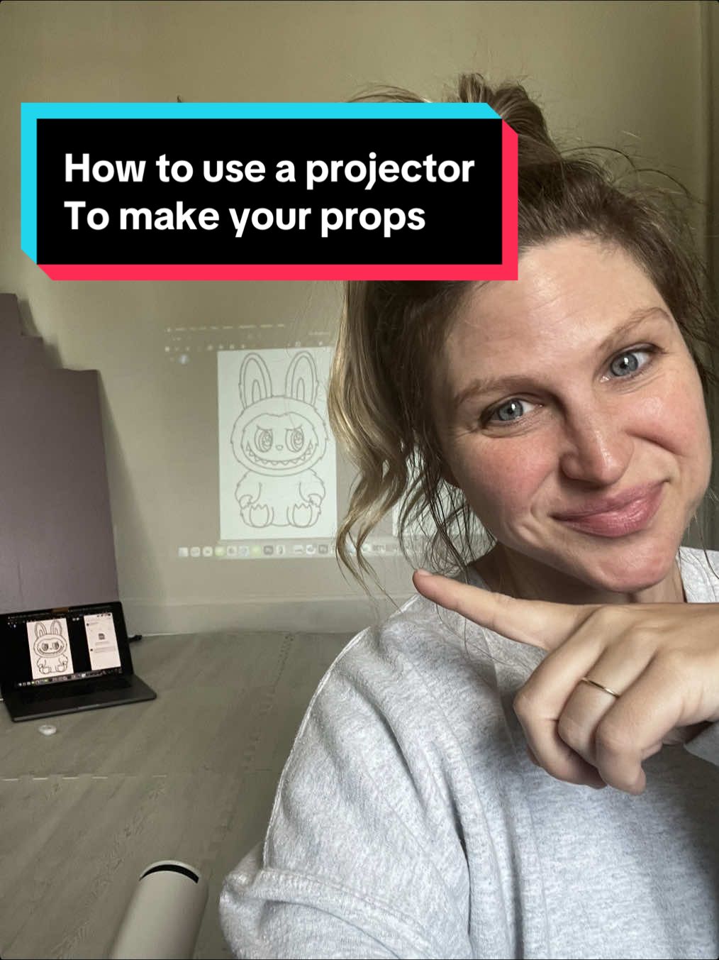 Make any prop you want by using the screen mirror function on this AMAZING smart projector!! I’m going to walk you through the steps to mirror your iPhone and Mac screens in this video!! 