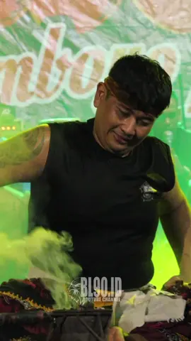 Story Jaranan (HATI2 DENGAN AKUN PENIPU BL90.ID DI SNACK VIDEO) #jaranan #jaranansurabaya #bl90  Follow Snack Video : BL90.ID REAL https://s.snackvideo.com/u/@bl90.id/vdfbv0VG (selain itu akun Palsu) Follow ig : @bl90.id https://www.instagram.com/bl90.id   facebook : Jaenal Arifin  https://facebook.com/blackeagles90   Follow Tik Tok : BL90.ID  https://tiktok.com/@bl90.id   Jangan lupa bantu like, comment dan subscribe Terima kasih 🙏 