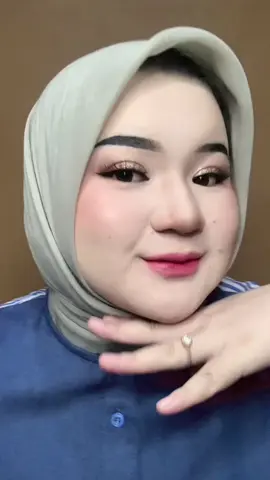 kunci makeup anti baday aku🫶🏻😍 #settingspray #medtalk #kuncimakeupflawless #makeup #fyp 