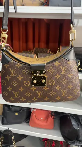 So pretty 🤩🤩🤩#prelovedbag #luxurybag 