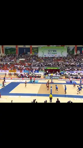 🔥 NGUYỄN THỊ BÍCH TUYỀN SẼ KHÔNG THAM DỰ SEA GAMES 33 TẠI THÁI LAN Theo truyền thông Thái Lan, thông tin từ ban tổ chức SEA Games 33 cho biết VĐV bóng chuyền nữ Nguyễn Thị Bích Tuyền không có tên trong danh sách đăng ký của đoàn thể thao Việt Nam. Thông tin này được đưa ra bởi Thailand News Agency (Thông tấn xã Thái Lan), có độ uy tín cao. Cụ thể, Thailand News Agency cho biết Bích Tuyền sẽ không góp mặt ở SEA Games 33, diễn ra tại Thái Lan.  