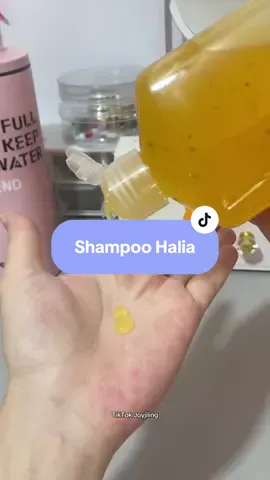 Segar weii kulit kepala lepas guna shampoo halia daripada Quarxery ni .. 🥰 @Quarxery beauty MY #quarxery #shampoohalia #shampooginger #hygieneproducts 
