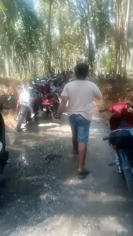 Innalillahi wa inna ilaihi raji’un. Hijrah, seorang pegawai koperasi yang sebelumnya dilaporkan menghilang, akhirnya ditemukan namun dalam keadaan tak bernyawa  Kabar duka ini membuat keluarga, kerabat, dan rekan kerja Hijrah terpukul. Masyarakat berharap pihak kepolisian segera mengungkap kasus ini serta menangkap pelaku agar mendapat hukuman yang setimpal. Semoga almarhumah Hijrah husnul khotimah dan keluarga yang ditinggalkan diberi ketabahan 🙏 \#pnm  #sarjo