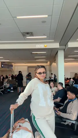 Travel fit mood 🖤✈️ @Fashion Nova  #OOTD #trip #flight #airports #airportoutfit 