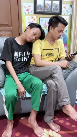Apaan itu? @Rara_Kriwil 