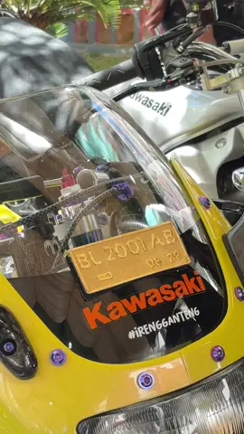Gabut orang kaya😭 BL di buat dari emas murni 99,9🔥🔥🔥#fyp #rxking #ninja #berandatiktok #hanyamotorberasap 