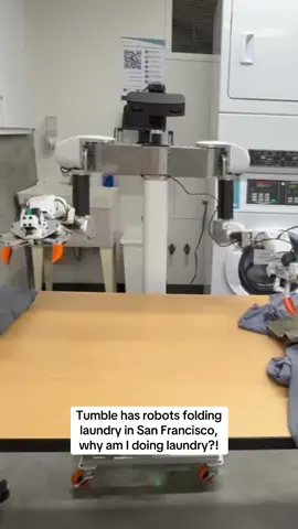 Robots folding laundry in San Francisco. Tumble has 4 hour turnaround time and is more affordable than anyone else #SF #Robots #fyp #laundry #mom 