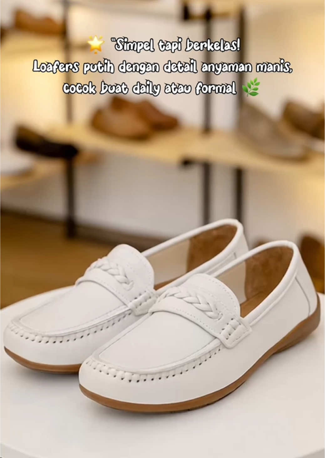 Sepatu putih slip on #sepatuperawat #sepatuputihwanita #promoseruweekend 