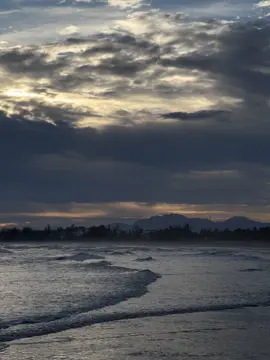 nhiều lúc bản thân không biết phải đi đường nào mới đúng