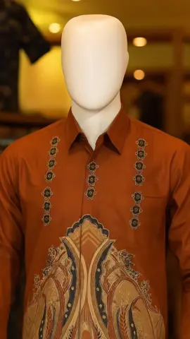 Kemeja batik!!!#batikpria #kemejabatik #fashionstyle #outfitpria #fashionkekinian 