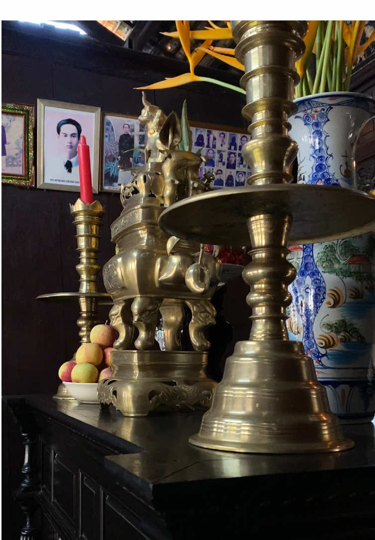 Cơm canh đơn sơ - tấm lòng trọn vẹn.  Con cháu nguyện gửi hết lòng thành kính, nhớ ơn sanh thành dưỡng dục. Ngày 29/07 âm lịch. #namboxua #cungcomcuuhuyen #cuocsongmienque 