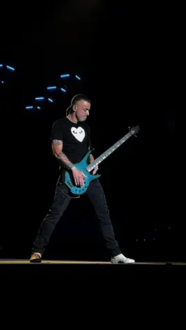 hysteria by muse @Muse once again, thankyou @Ravel Entertainment #museconcert #muse 