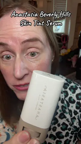 Skin Tint serum 