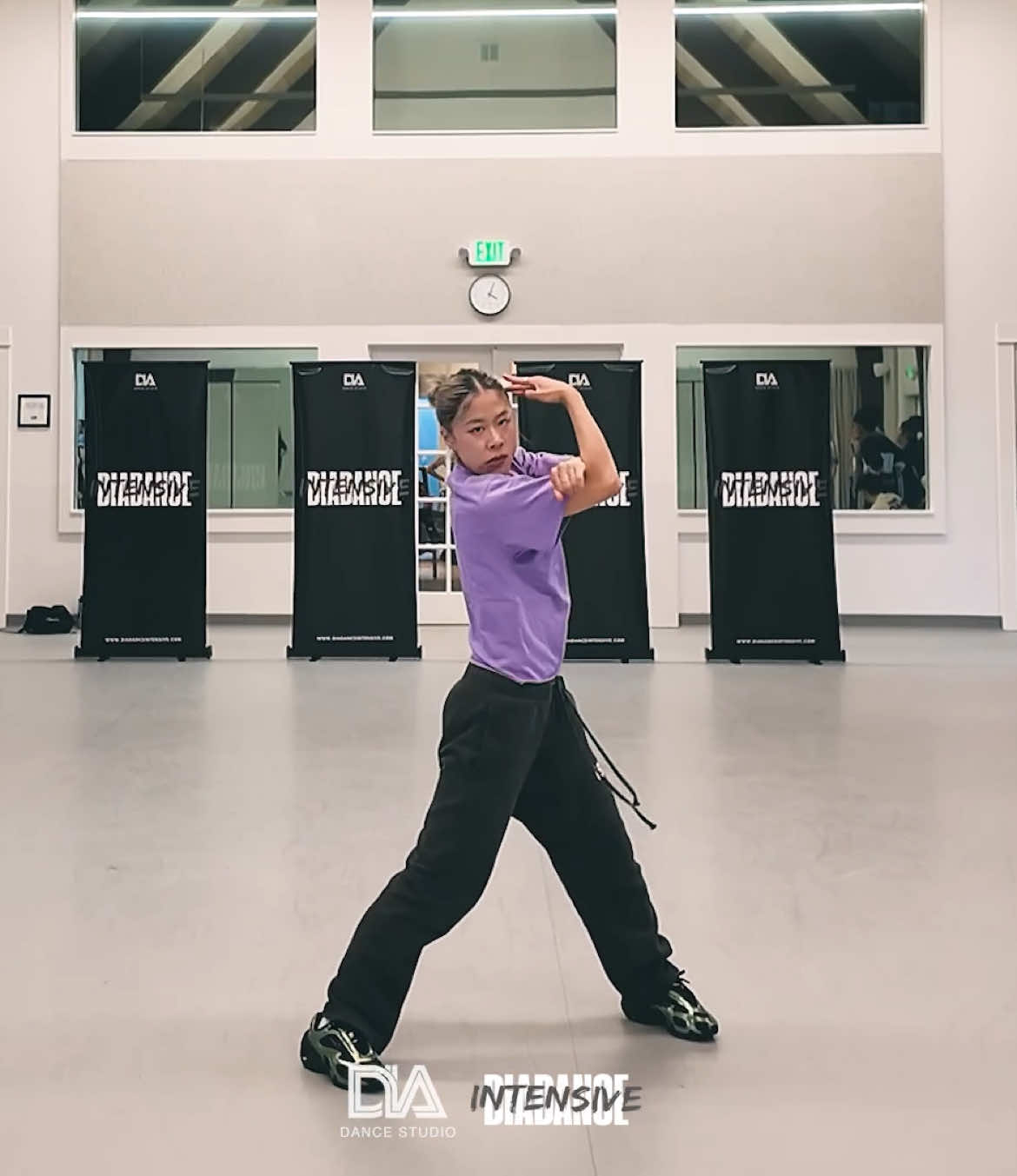 @Taryn Cheng bringing 🔥 at DIA Intensive Pop-up!  #dance #seattle #seattledance #seattleevents  #danceworkshop 