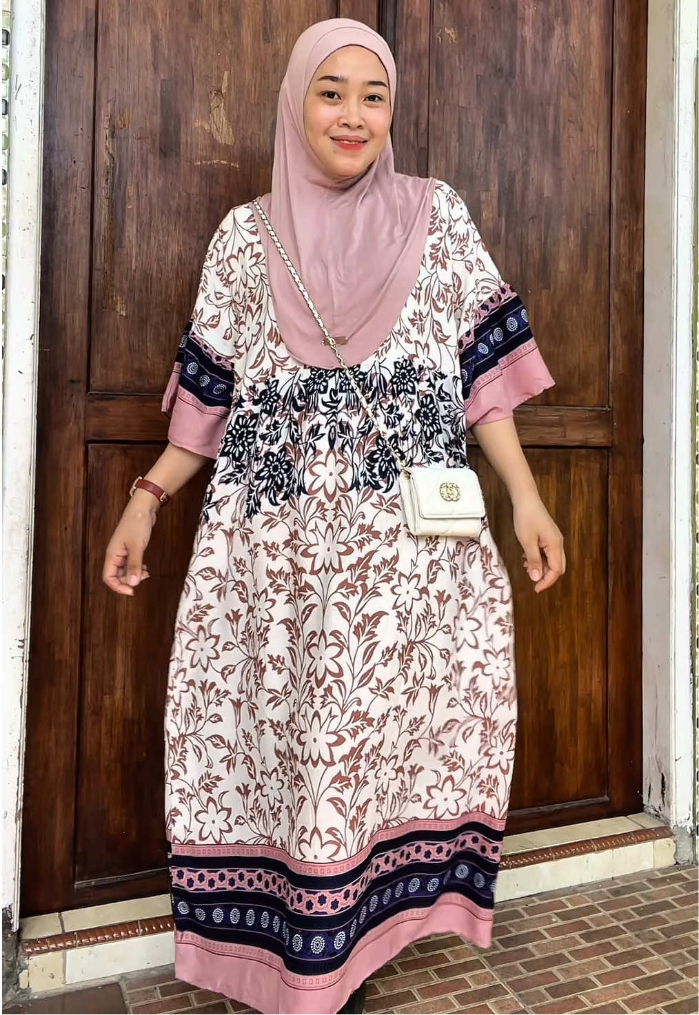 bunda harus punya motif Kejora ini cantik bangeeet #dasterviral #dasterbusui #dastermidi #mididress 