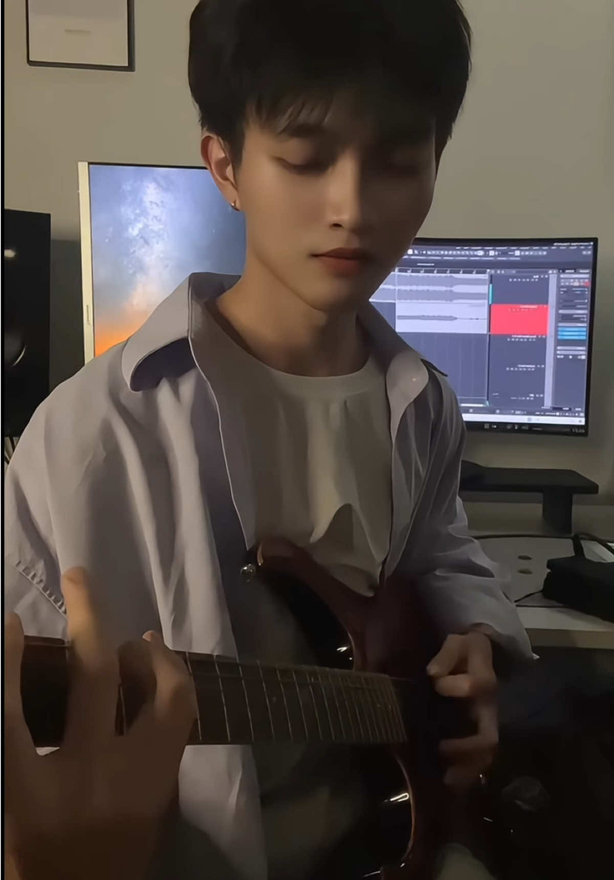Phần 26 | Nghe bài ni nhớ thời cấp 3 quớ 🥹 Suýt nữa thì - ANDIEZ ( Rock Version )  Nguồn beat : Âm Nhạc Cho Người Có Gu  Cover by TMTGuitar  #electricguitar #suytnuathi #rock #xuhuong #tmtguitar 